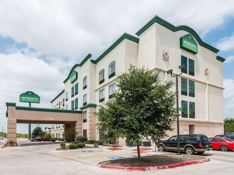 Wingate By Wyndham New Braunfels Hotel Buitenkant foto